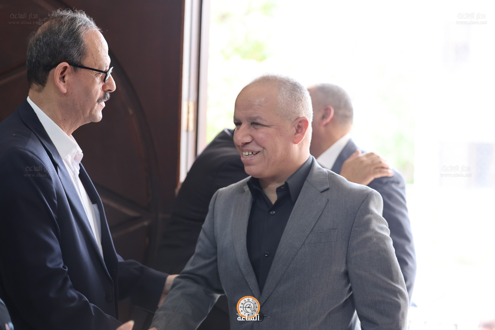 Madar Al-Saa Images 0.6159976226850249