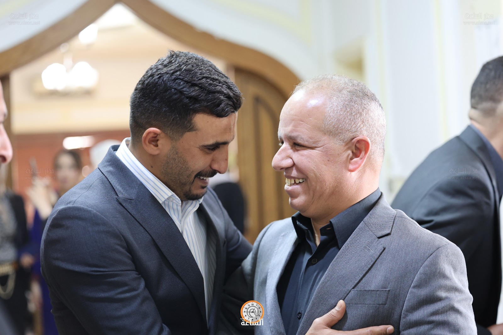 Madar Al-Saa Images 0.39838305022058174