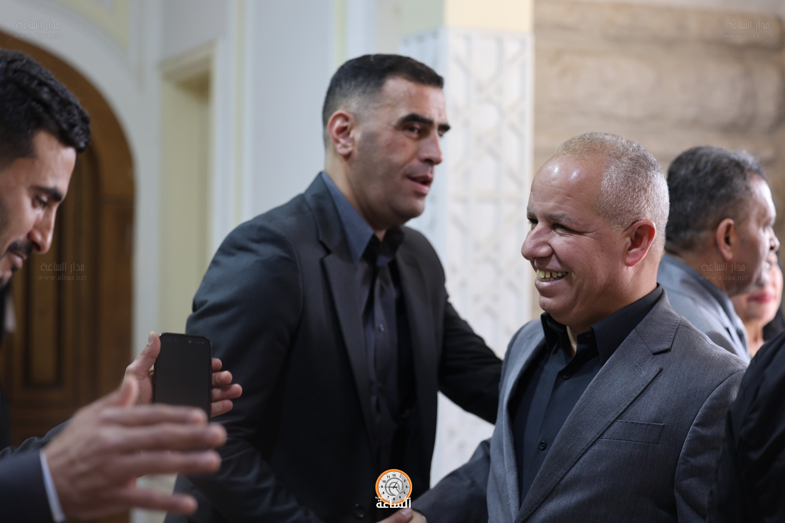 Madar Al-Saa Images 0.09801966836603926