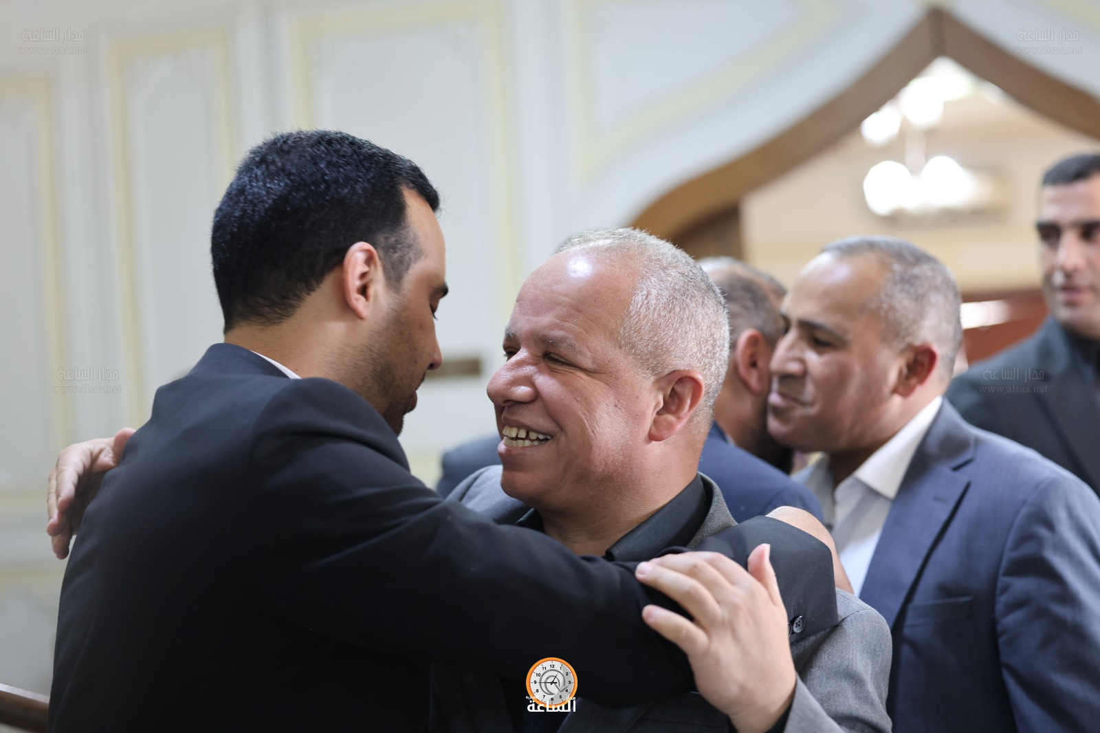 Madar Al-Saa Images 0.8896223403235164