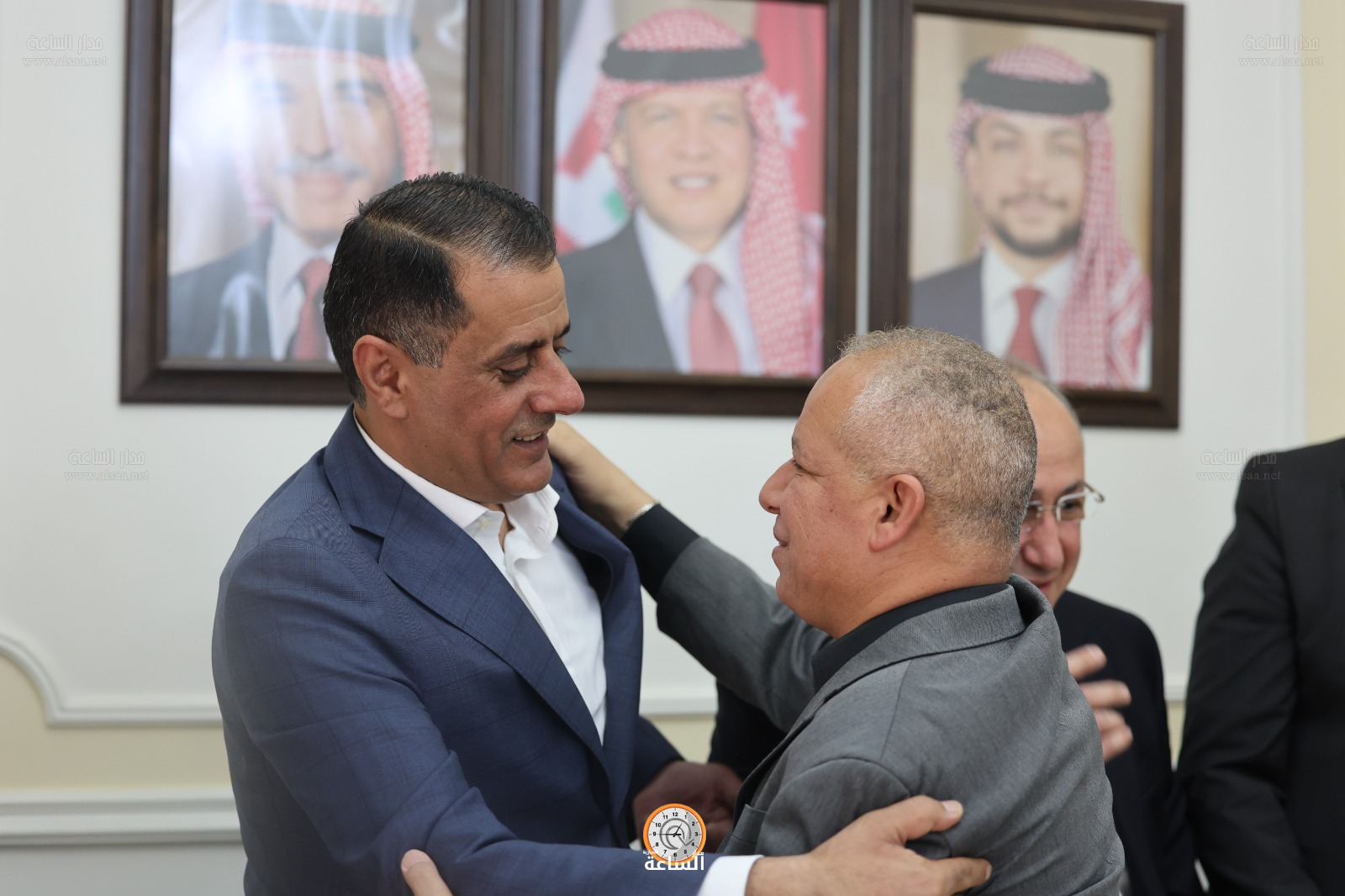 Madar Al-Saa Images 0.7576417121198552