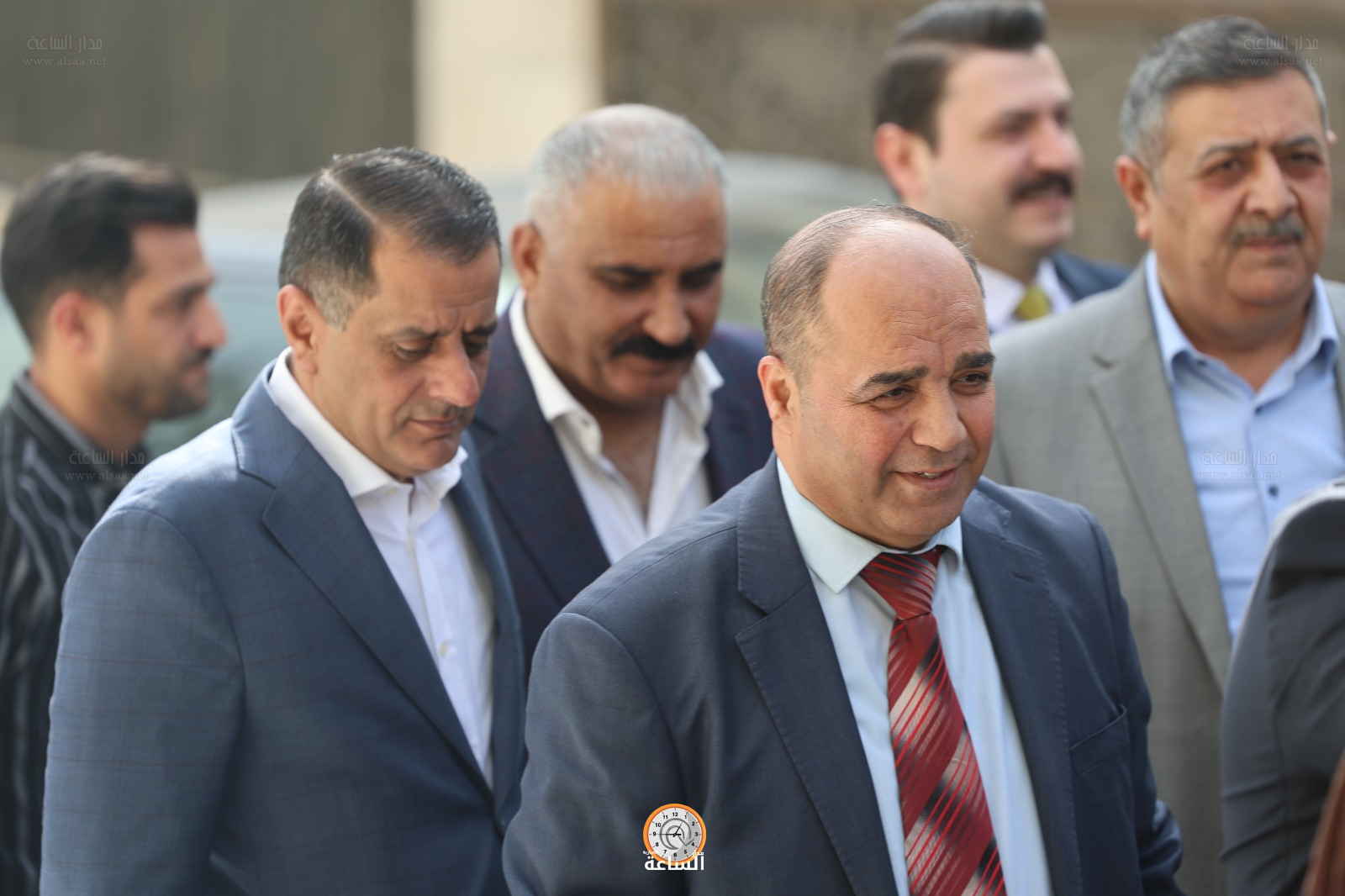 Madar Al-Saa Images 0.4223945499449471