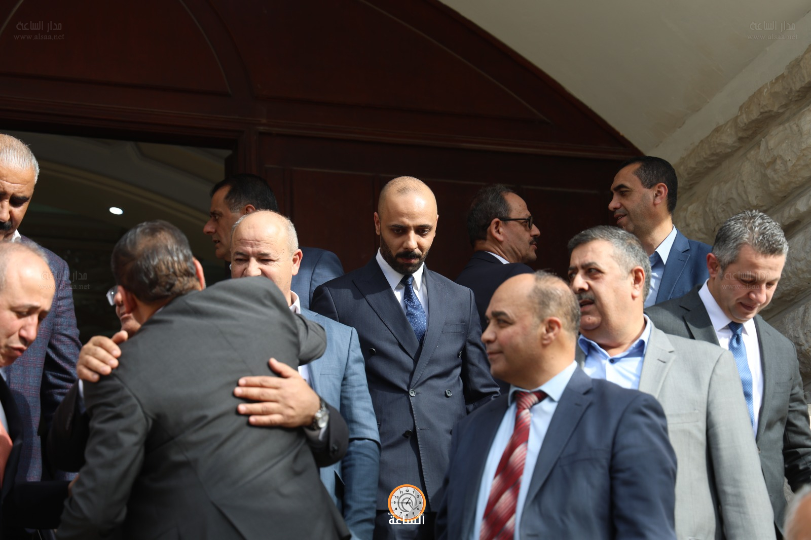 Madar Al-Saa Images 0.44088490319454976