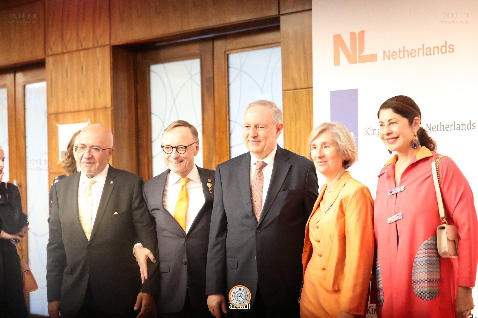 Madar Al-Saa Images 0.9245363112494649