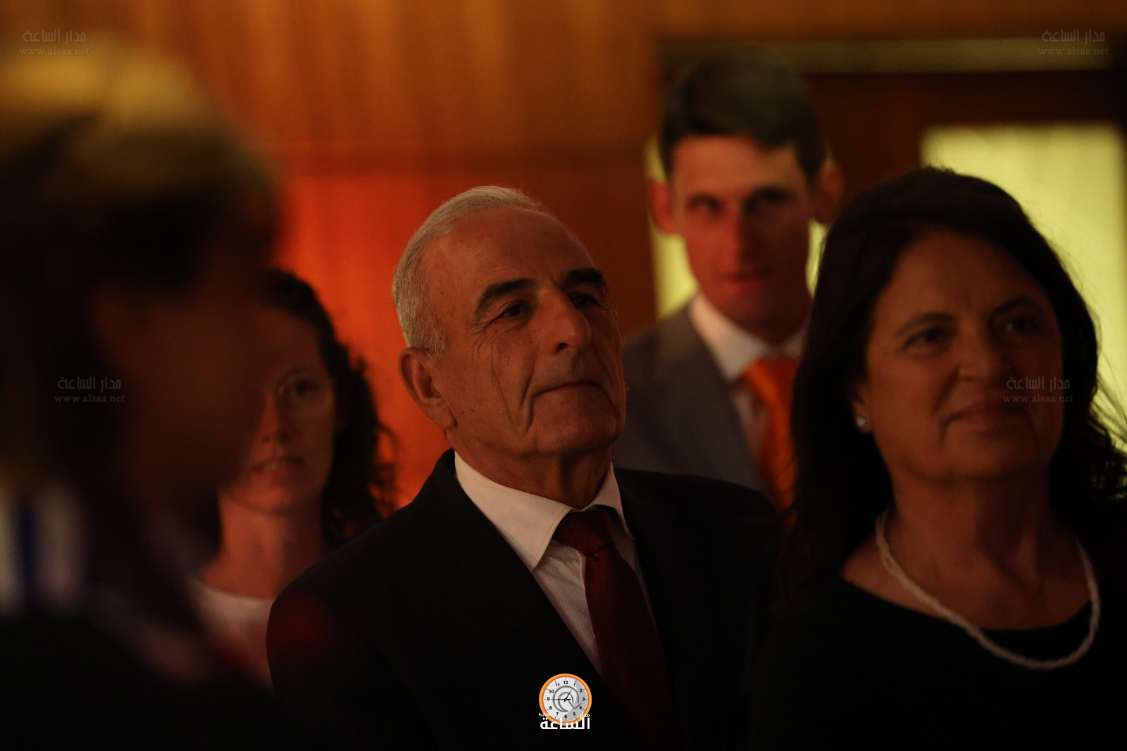 Madar Al-Saa Images 0.3884102937354216