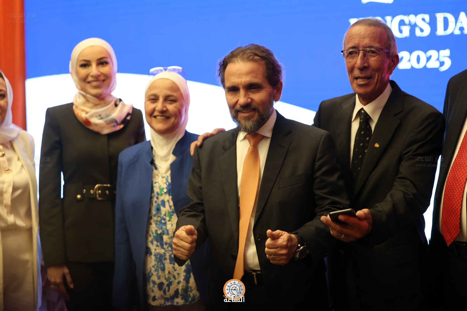 Madar Al-Saa Images 0.2440668814028405