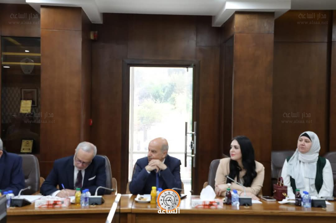 Madar Al-Saa Images 0.7798527184838182