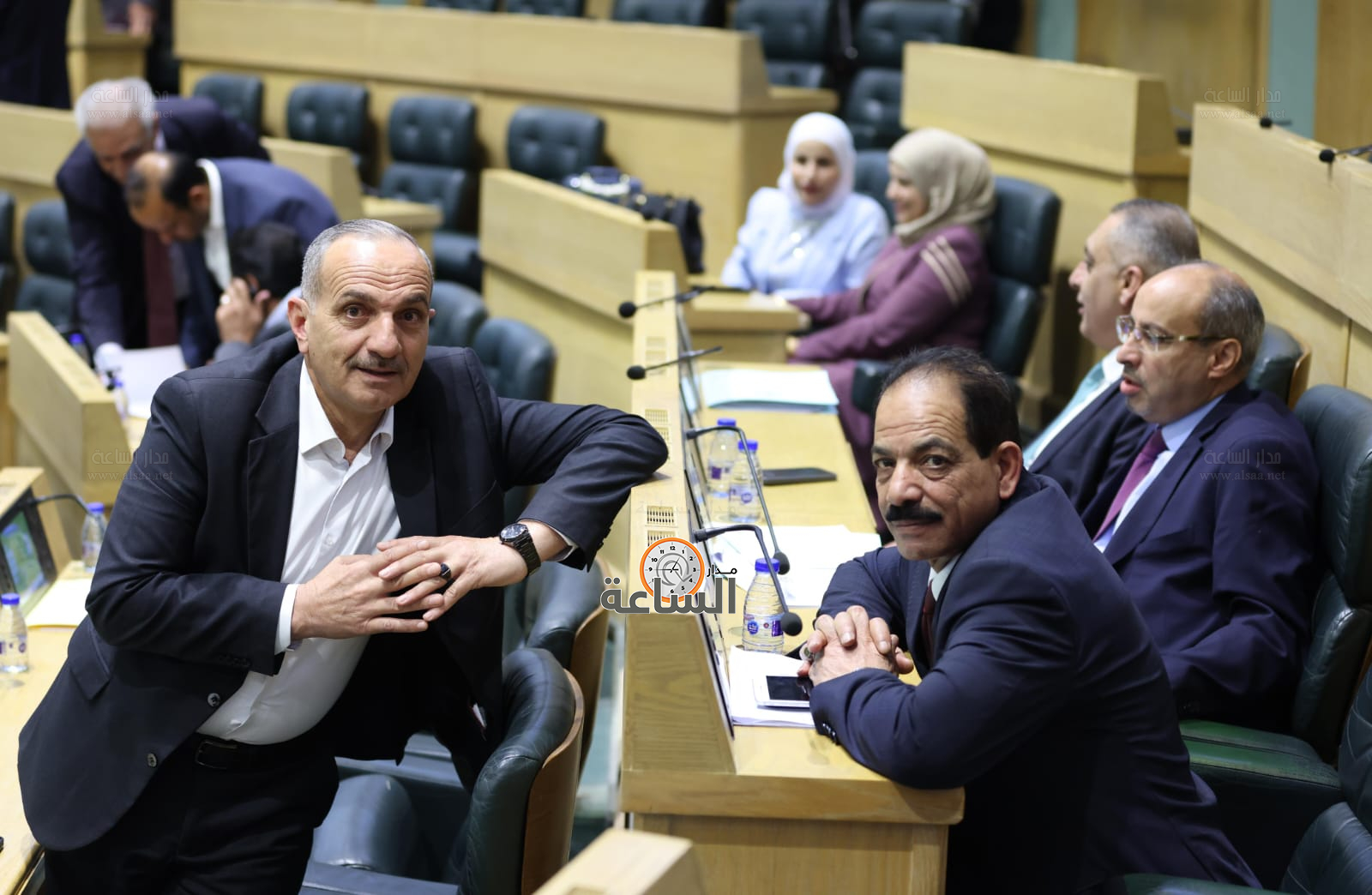 Madar Al-Saa Images 0.3355568756561822