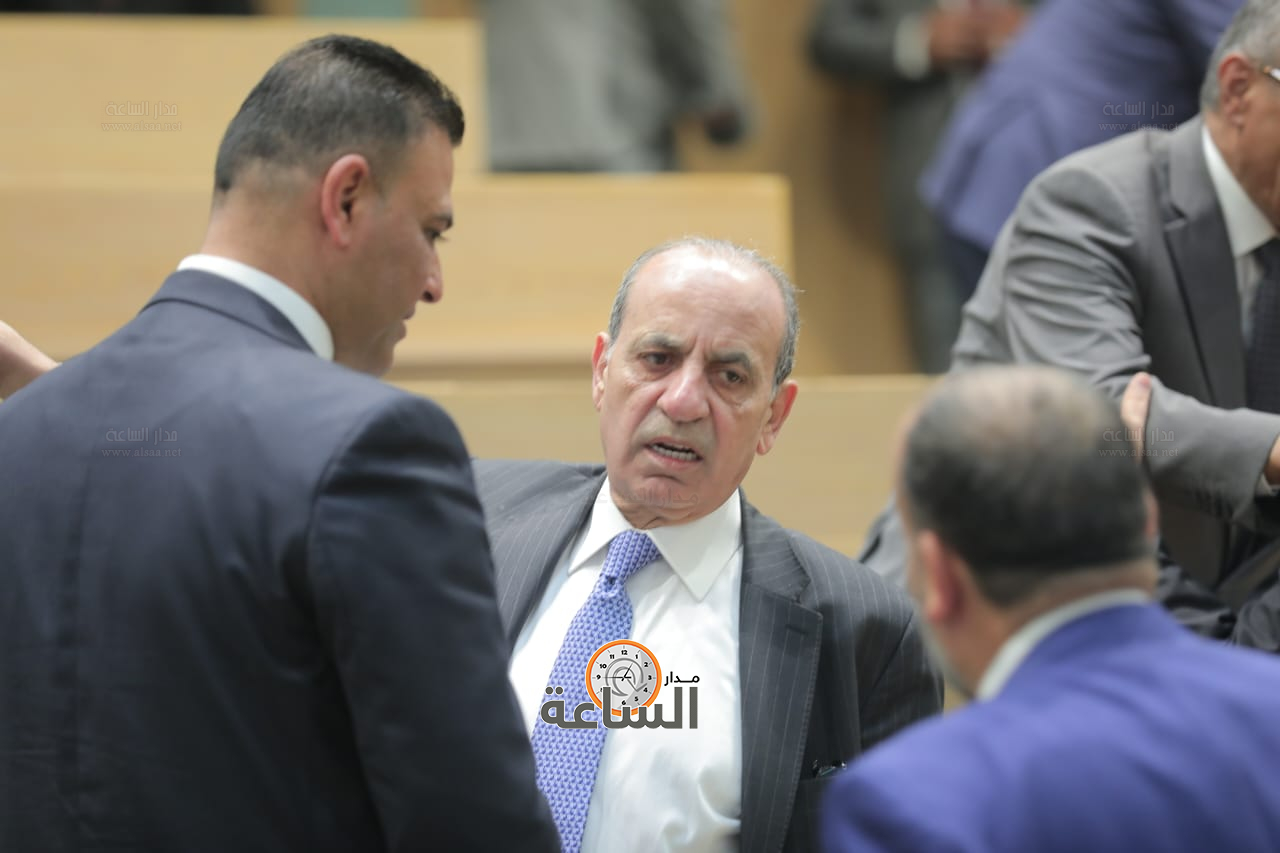 Madar Al-Saa Images 0.27208813927265363