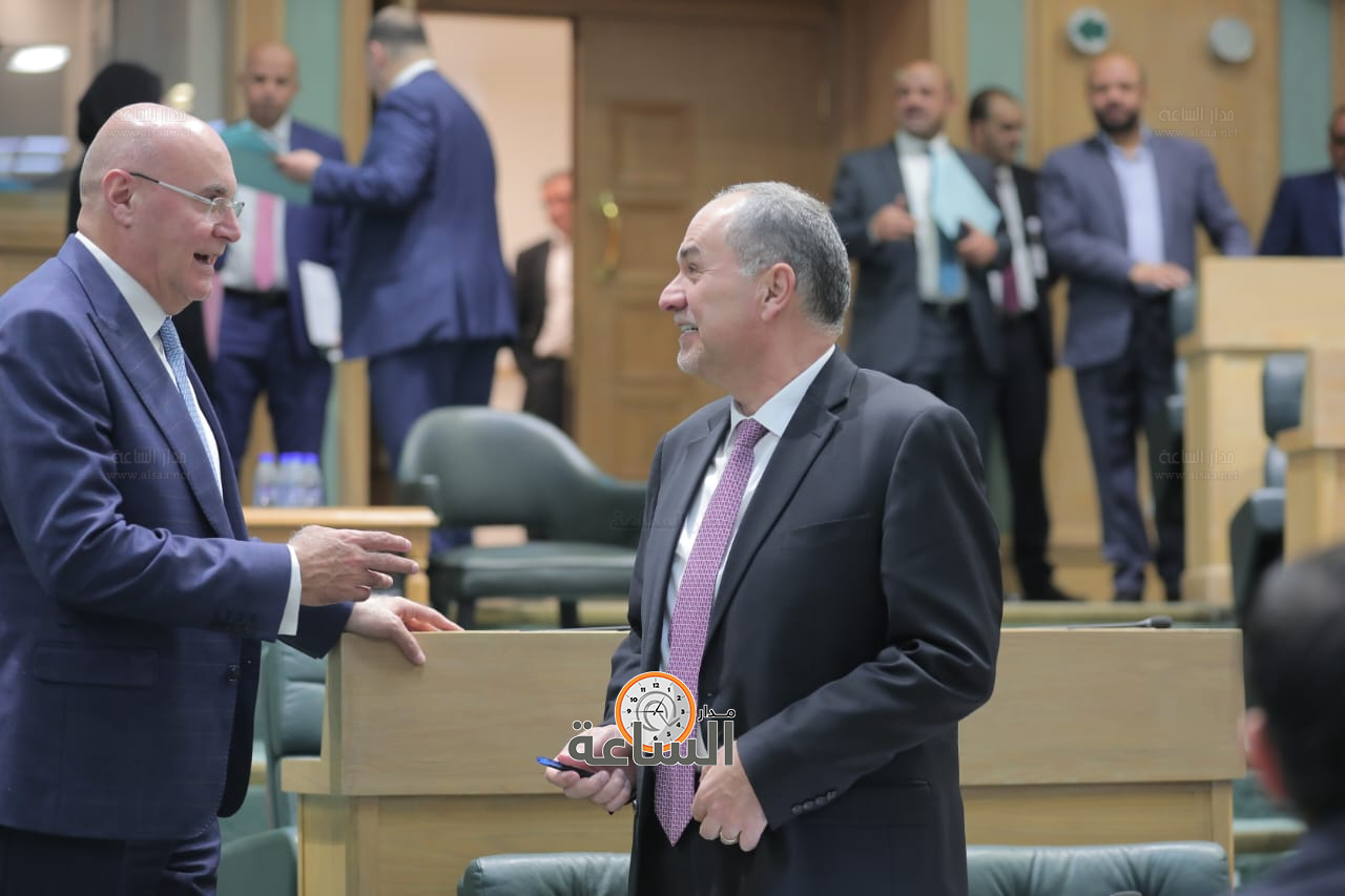 Madar Al-Saa Images 0.9639537444989786