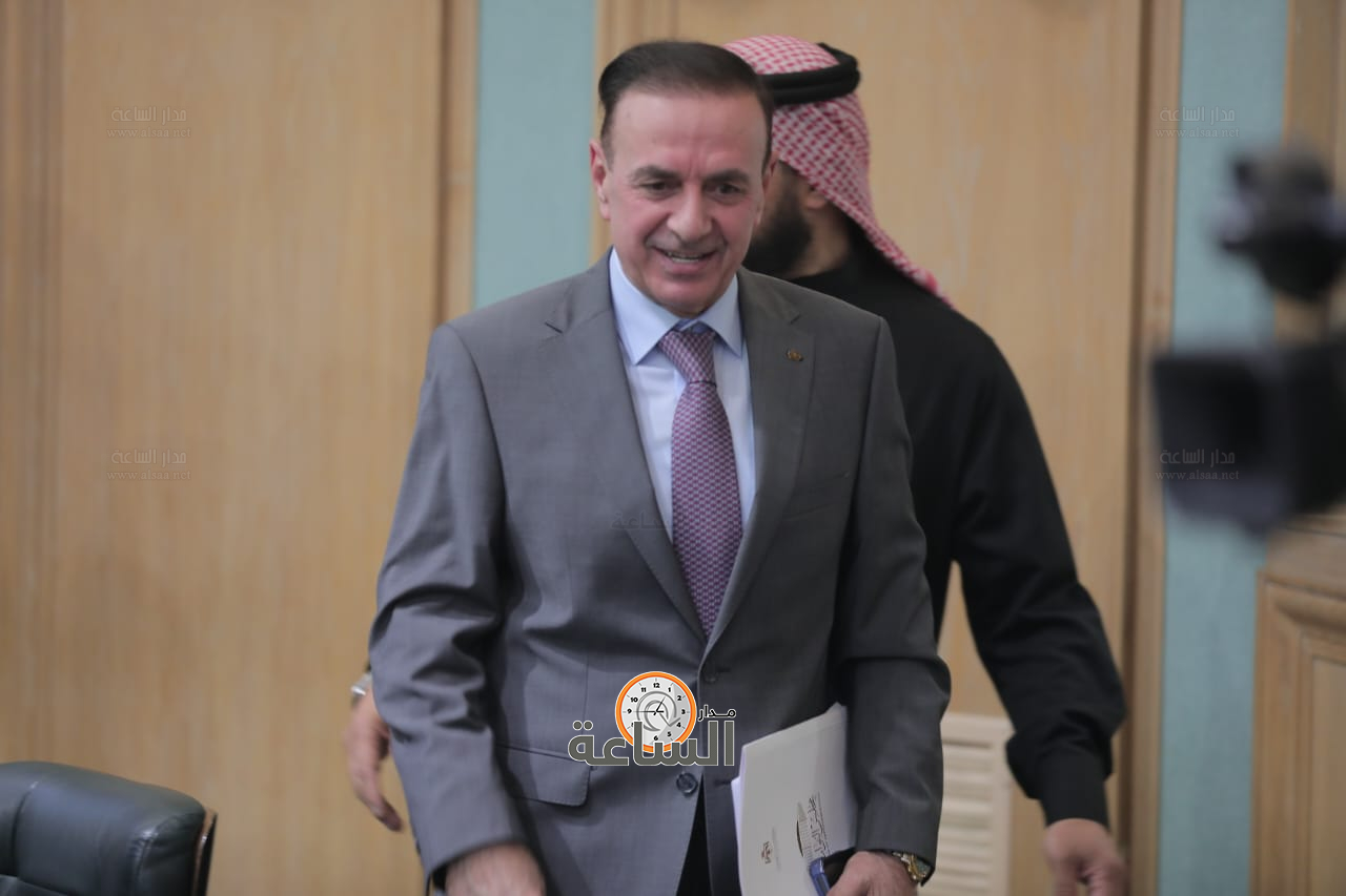 Madar Al-Saa Images 0.00759030785086523