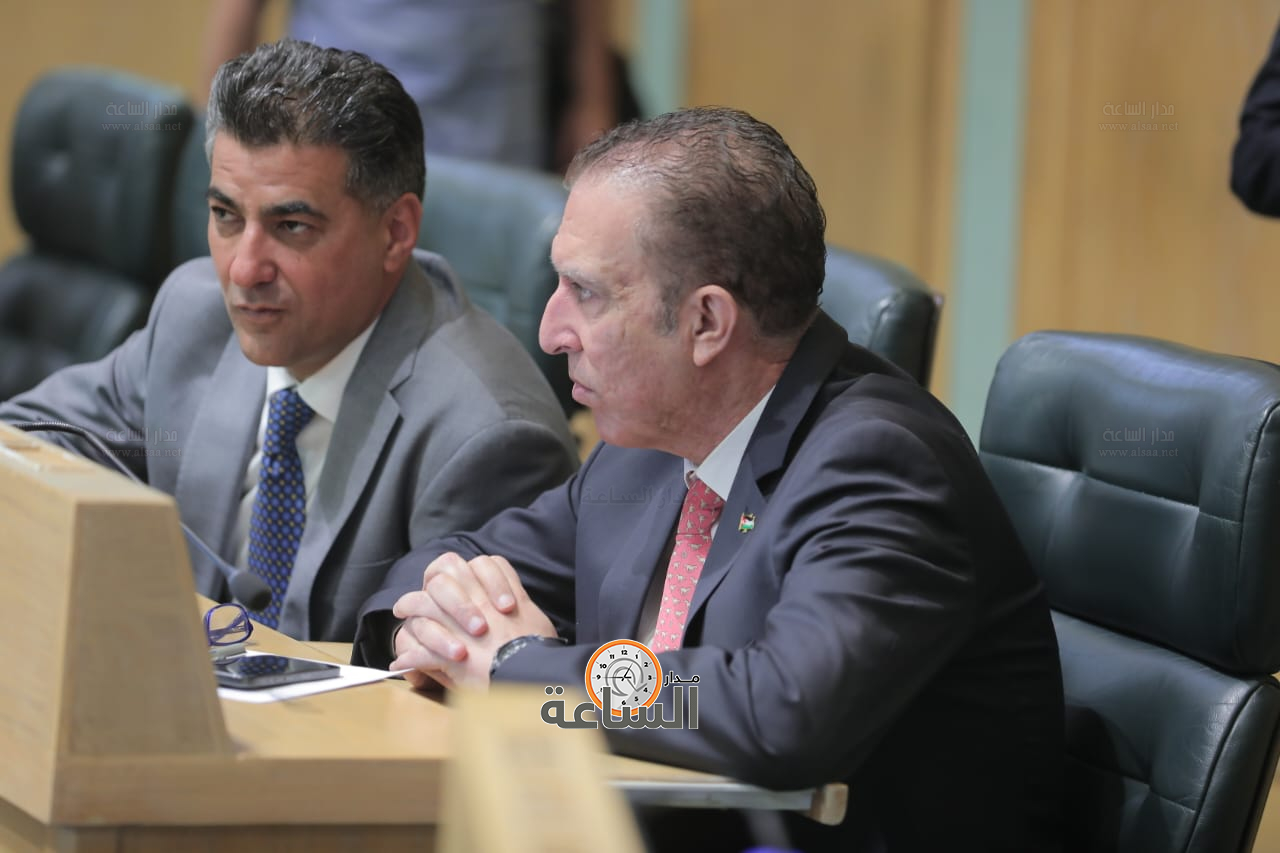 Madar Al-Saa Images 0.06891652138708615