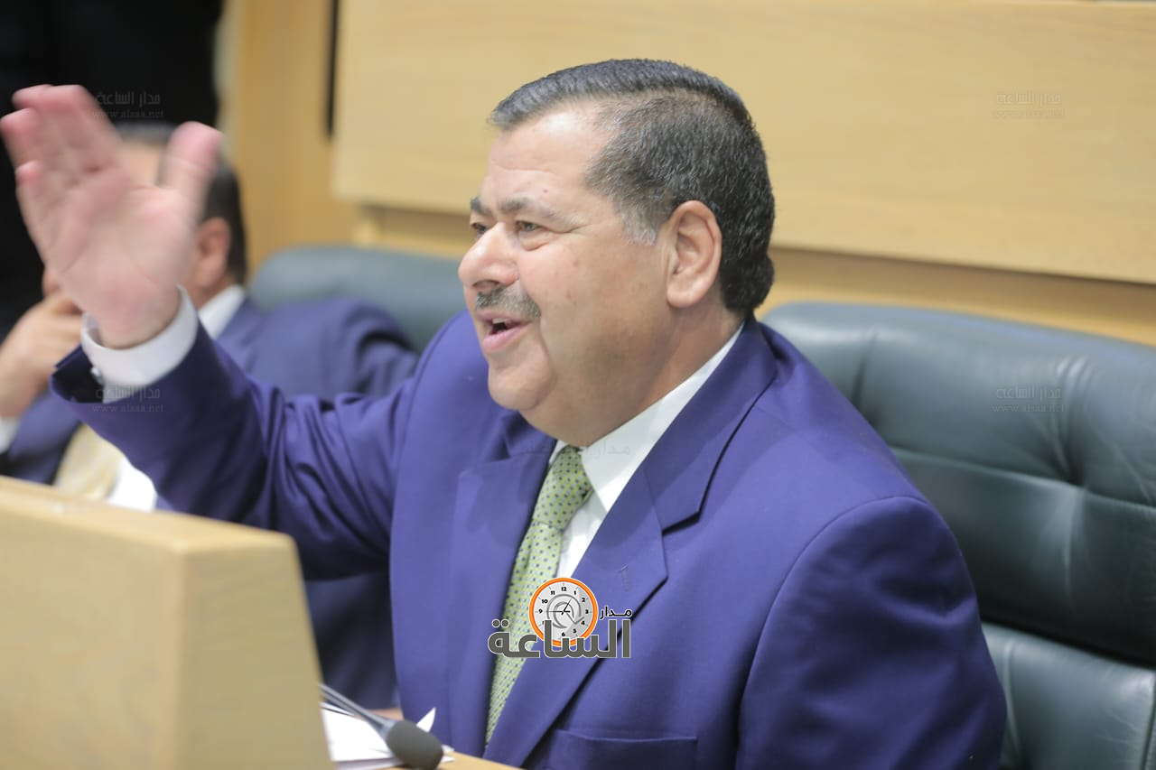 Madar Al-Saa Images 0.0773983651350657