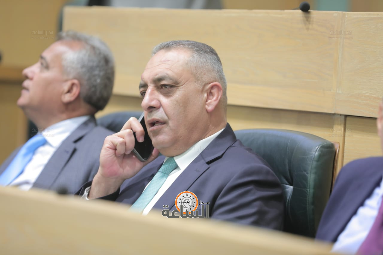 Madar Al-Saa Images 0.3638724646875924