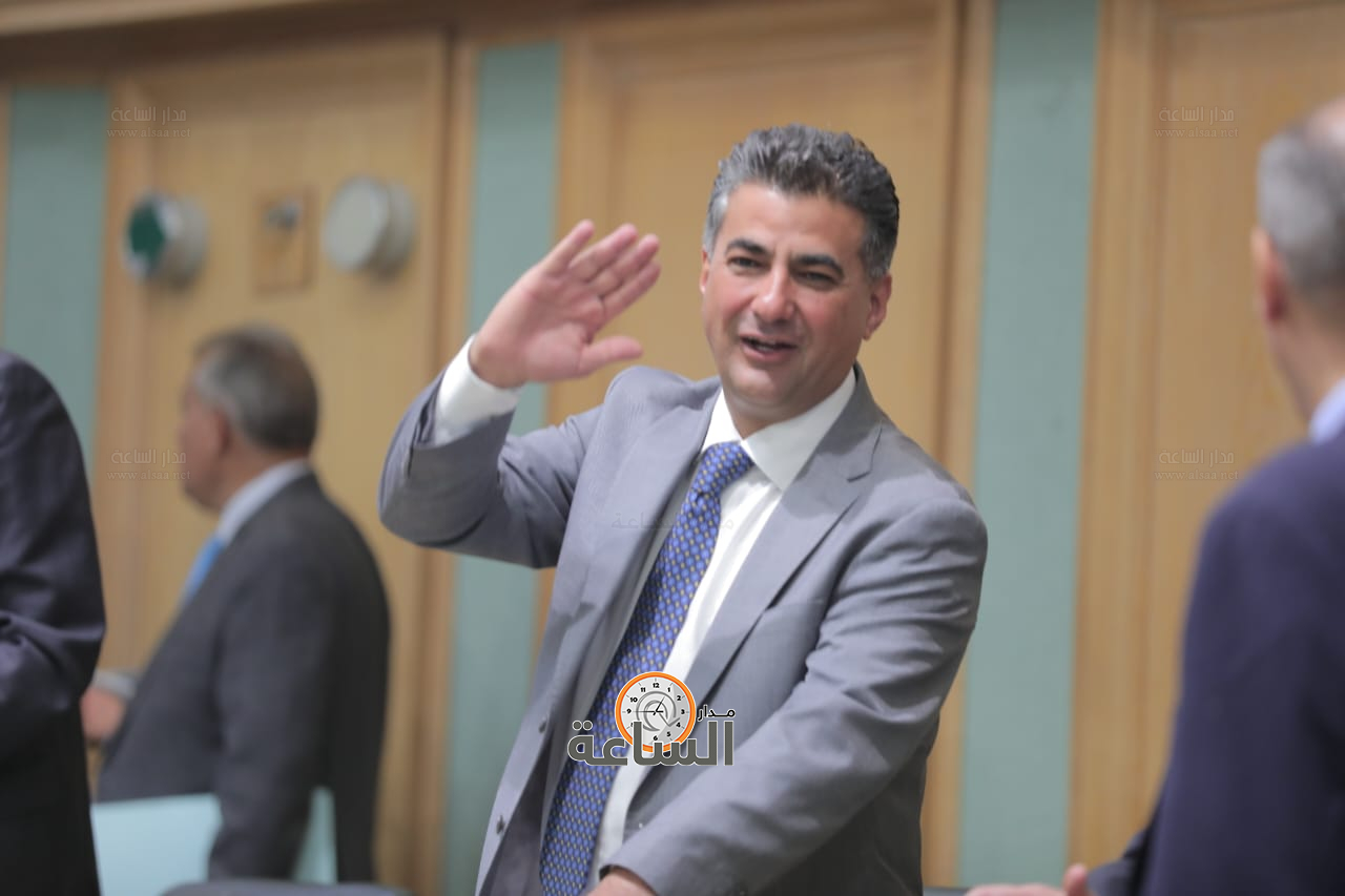 Madar Al-Saa Images 0.5676986559915613