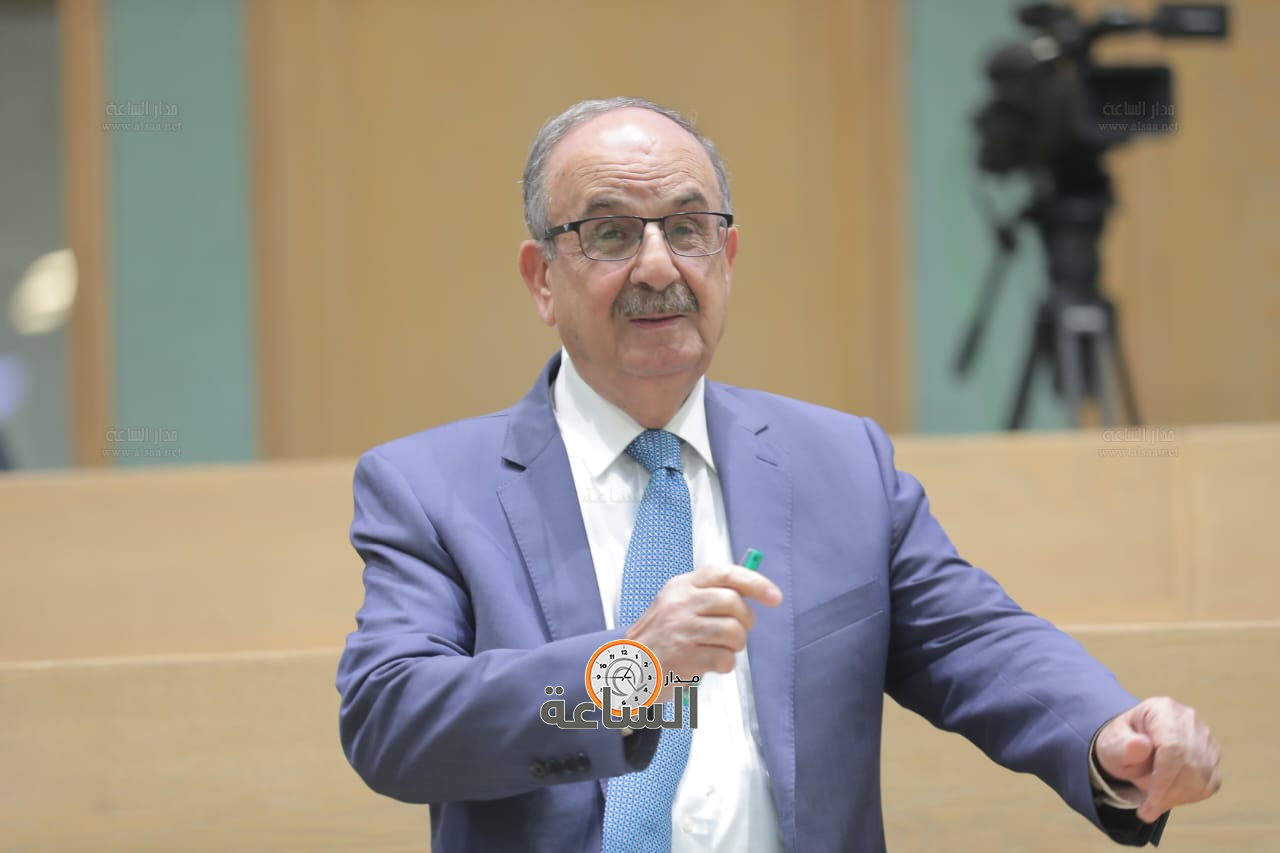 Madar Al-Saa Images 0.8909511786527043