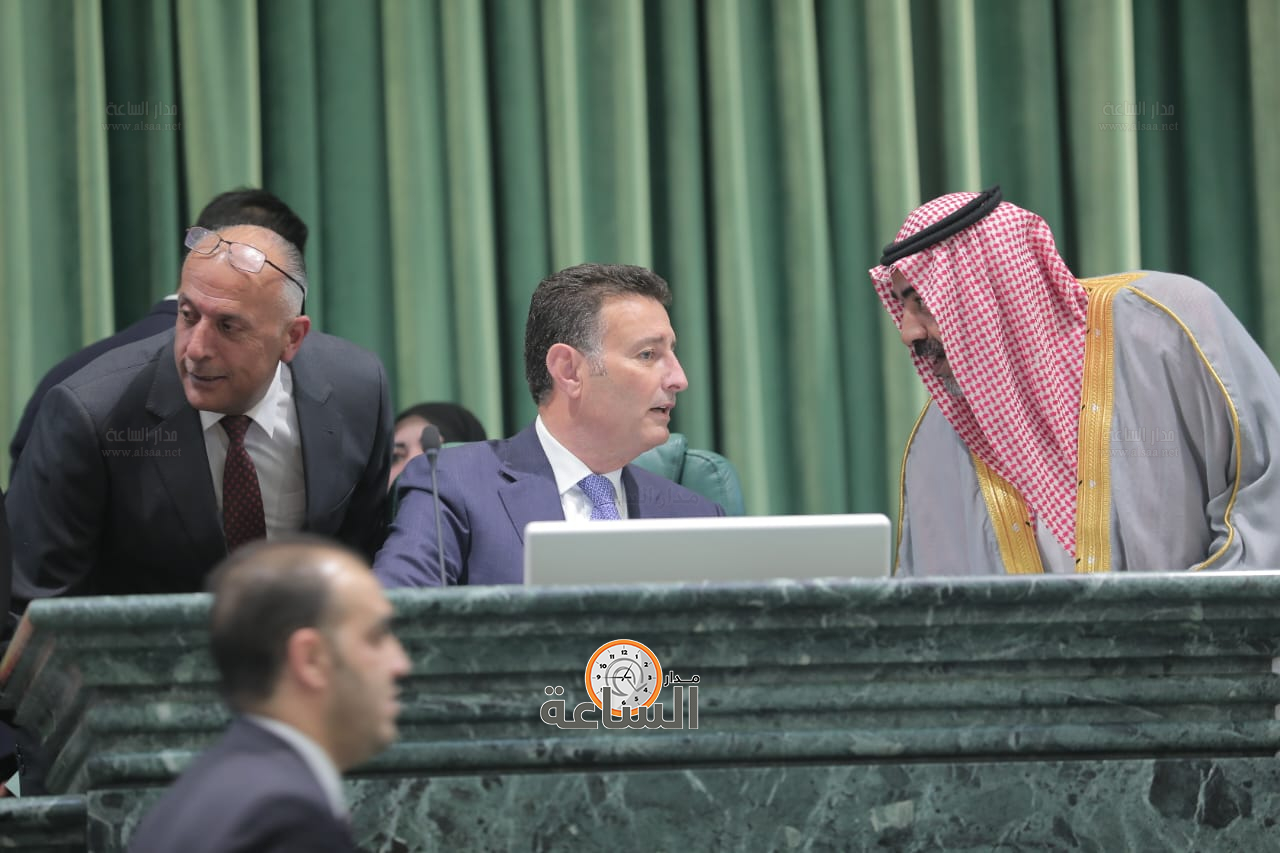 Madar Al-Saa Images 0.36815143811405104