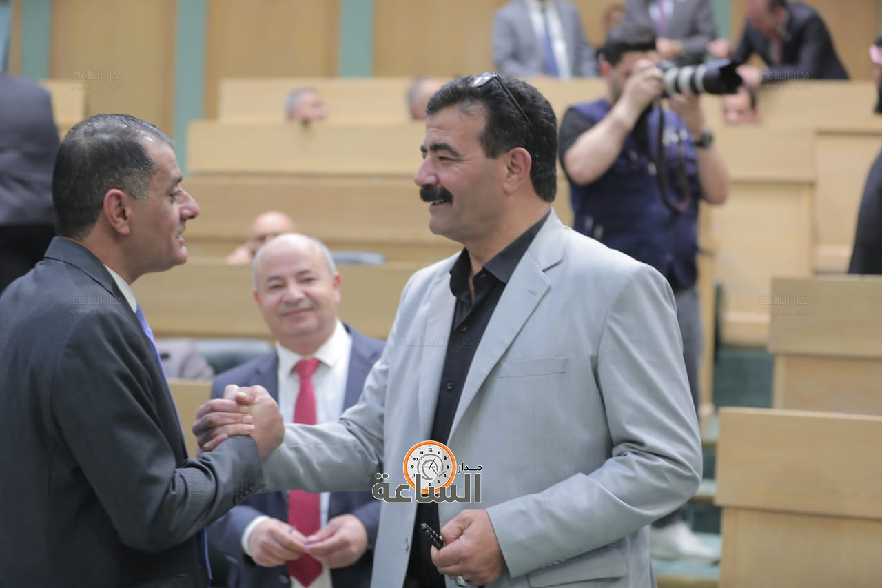 Madar Al-Saa Images 0.6906590865582011