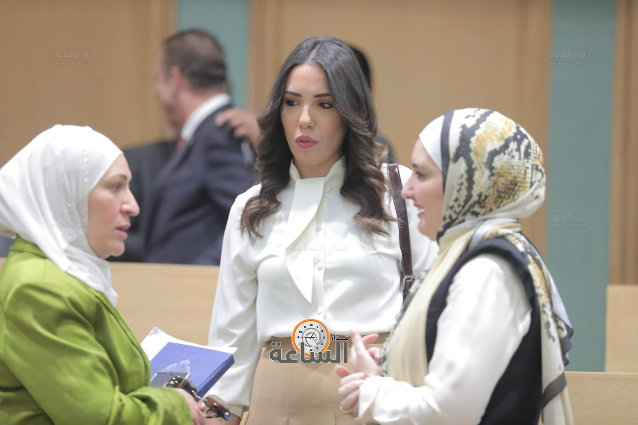 Madar Al-Saa Images 0.42196172046092084