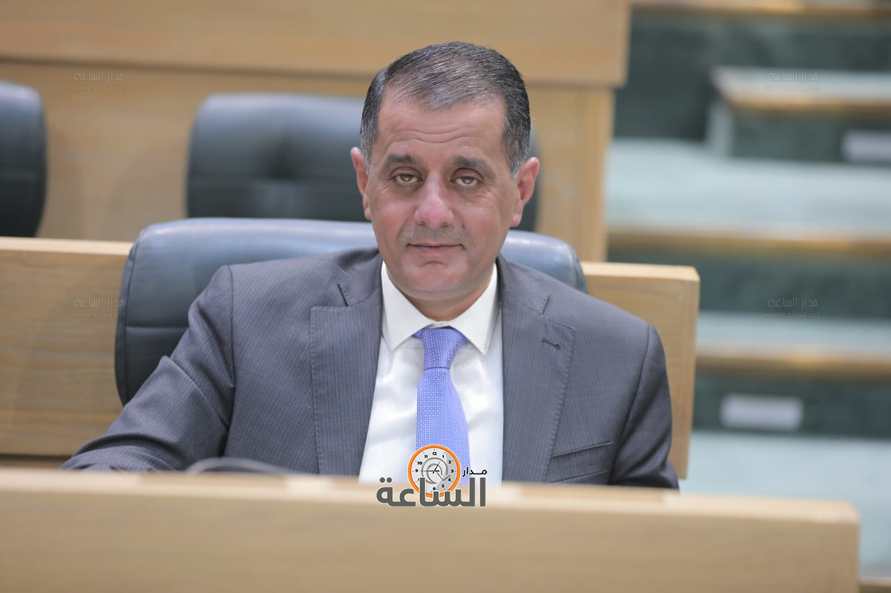 Madar Al-Saa Images 0.7725547811626349