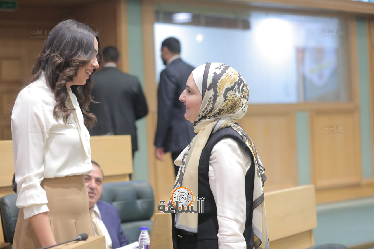 Madar Al-Saa Images 0.1109159196428171