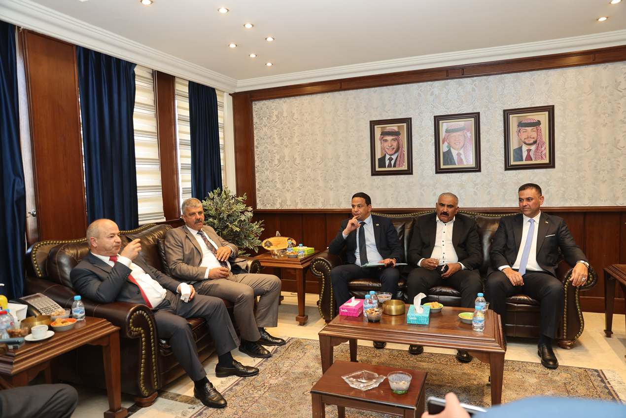 Madar Al-Saa Images 0.7881798978463865