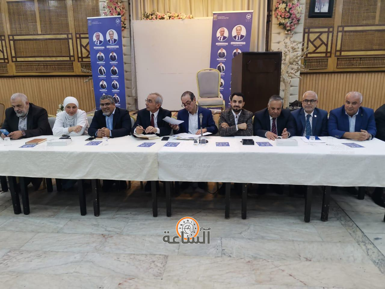 Madar Al-Saa Images 0.9550698659989176