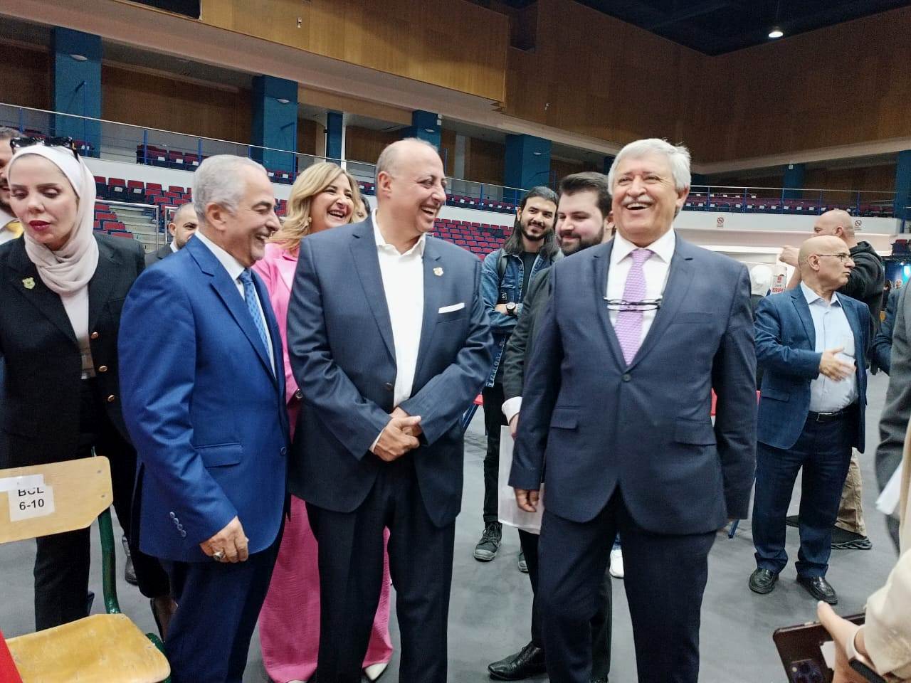 Madar Al-Saa Images 0.9107449635073905