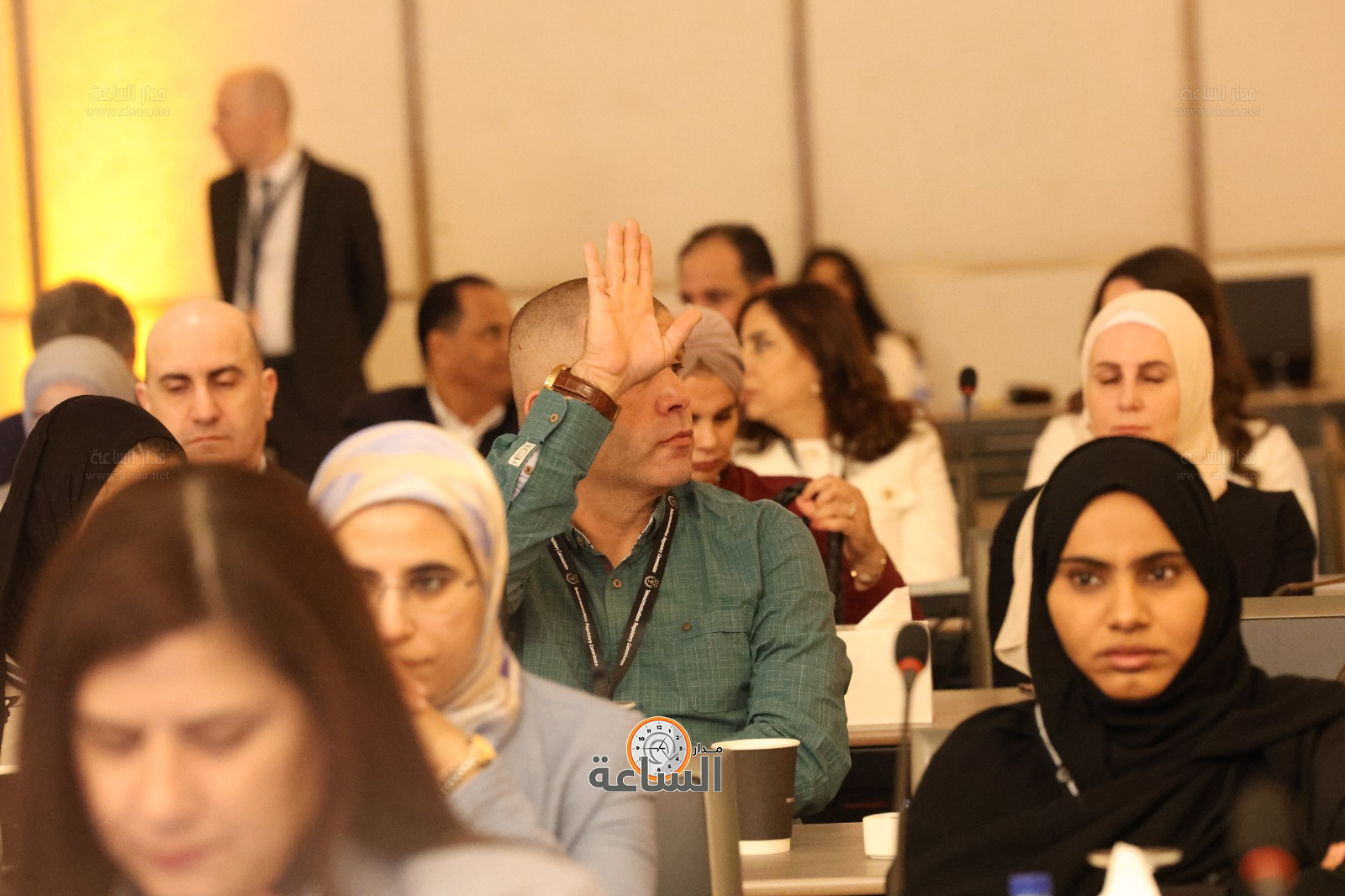 Madar Al-Saa Images 0.7006852430710814