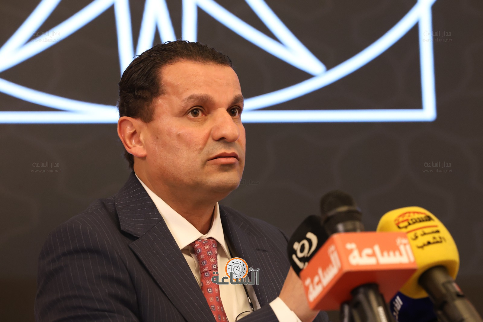 Madar Al-Saa Images 0.8676671979617153