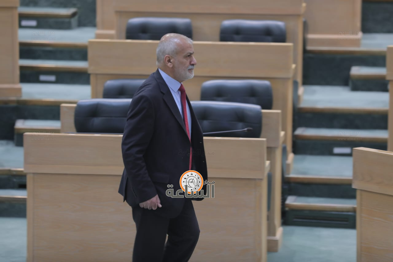 Madar Al-Saa Images 0.2802754474156839