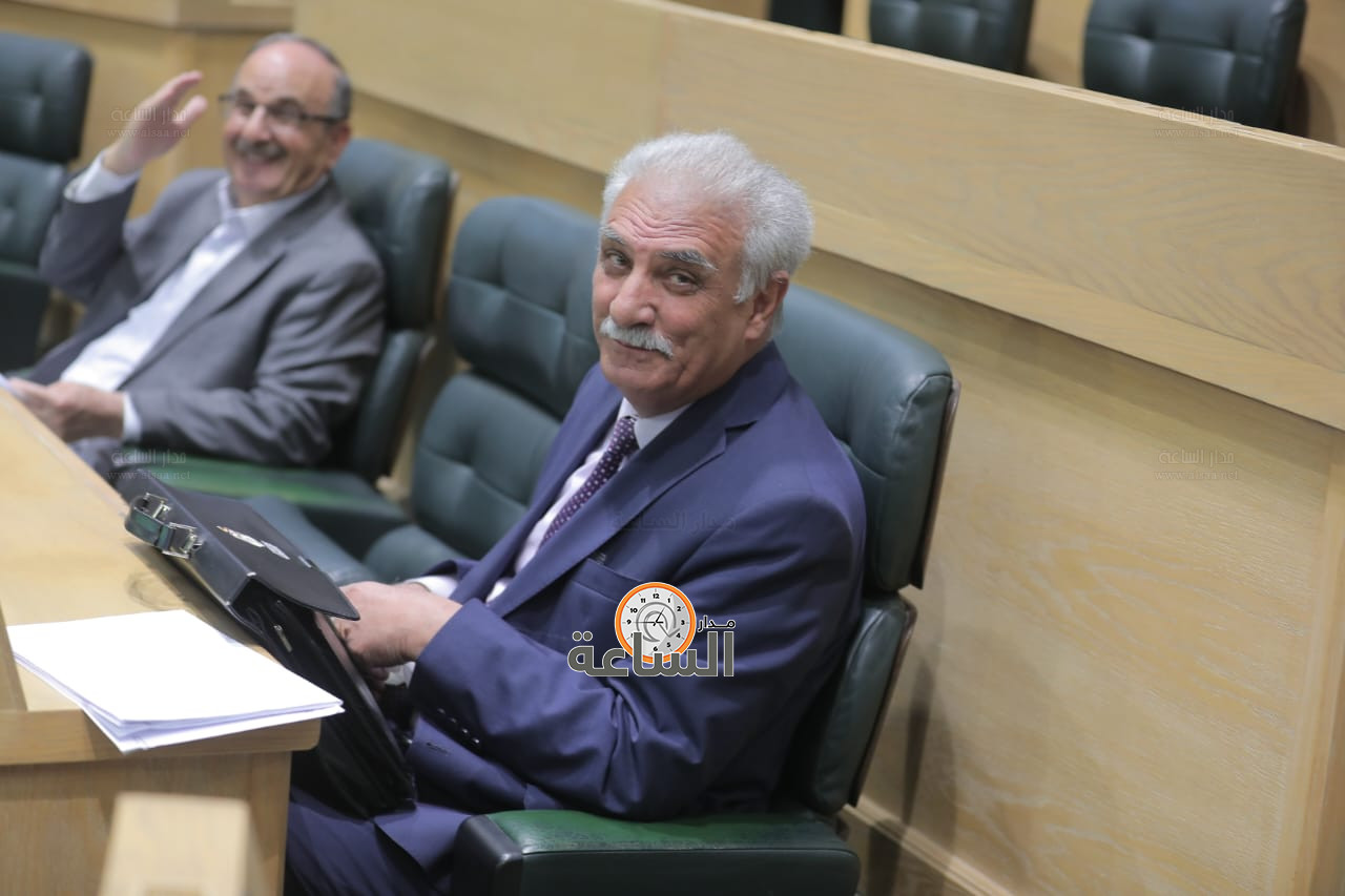 Madar Al-Saa Images 0.10606007008118978