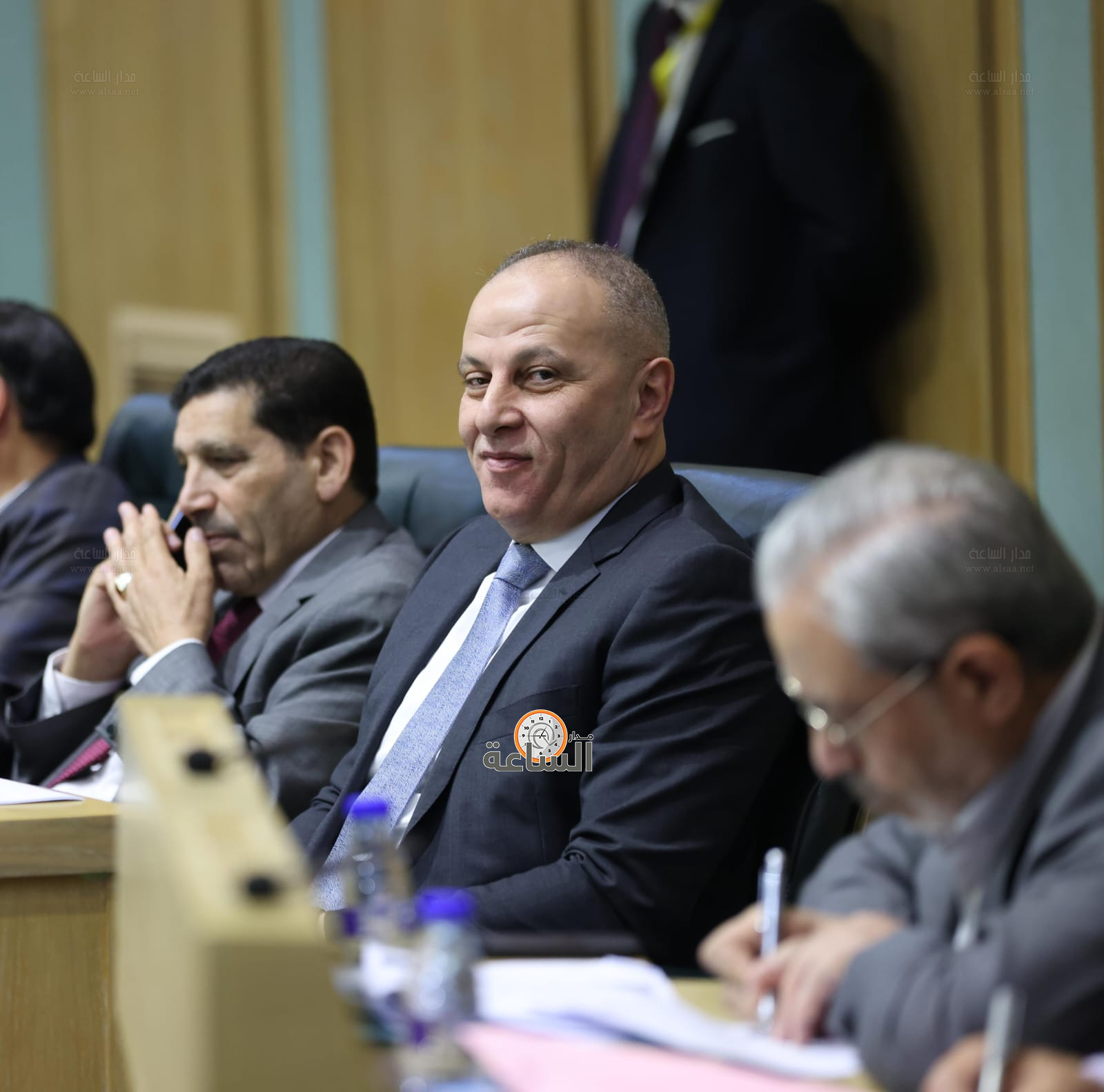 Madar Al-Saa Images 0.4500895066928632