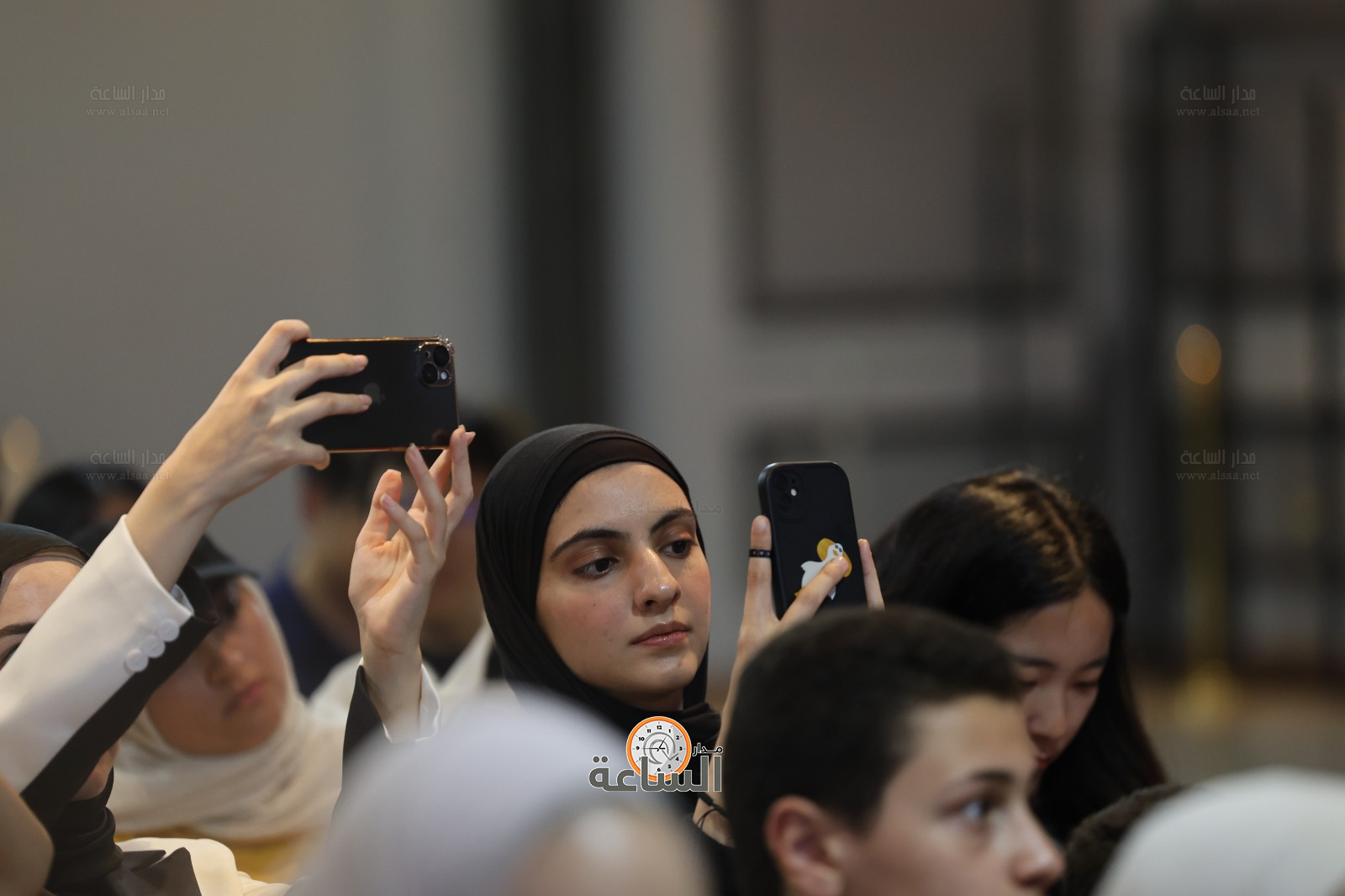 Madar Al-Saa Images 0.018092459350856016