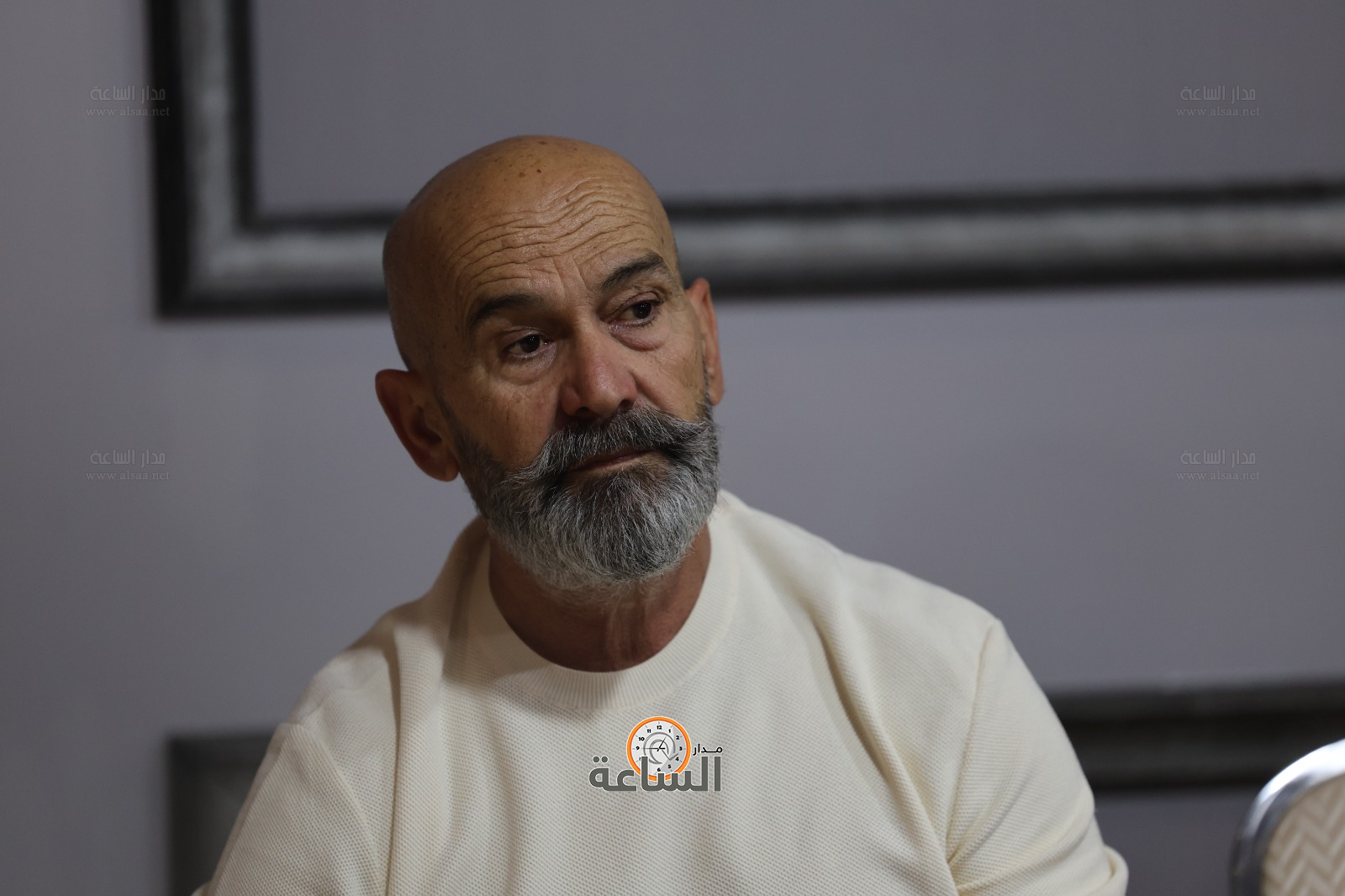 Madar Al-Saa Images 0.7813803089489925