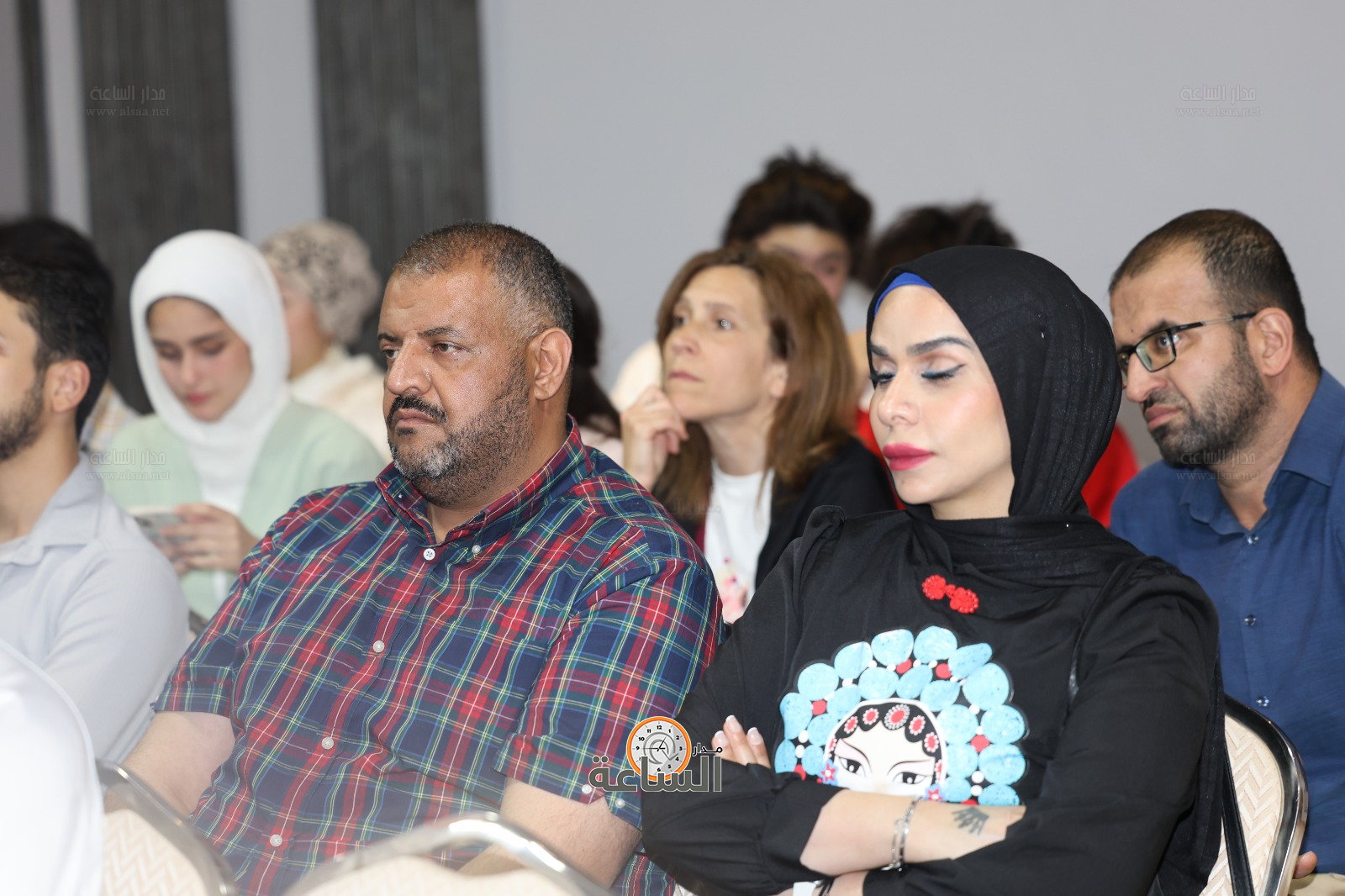 Madar Al-Saa Images 0.4275978433254689