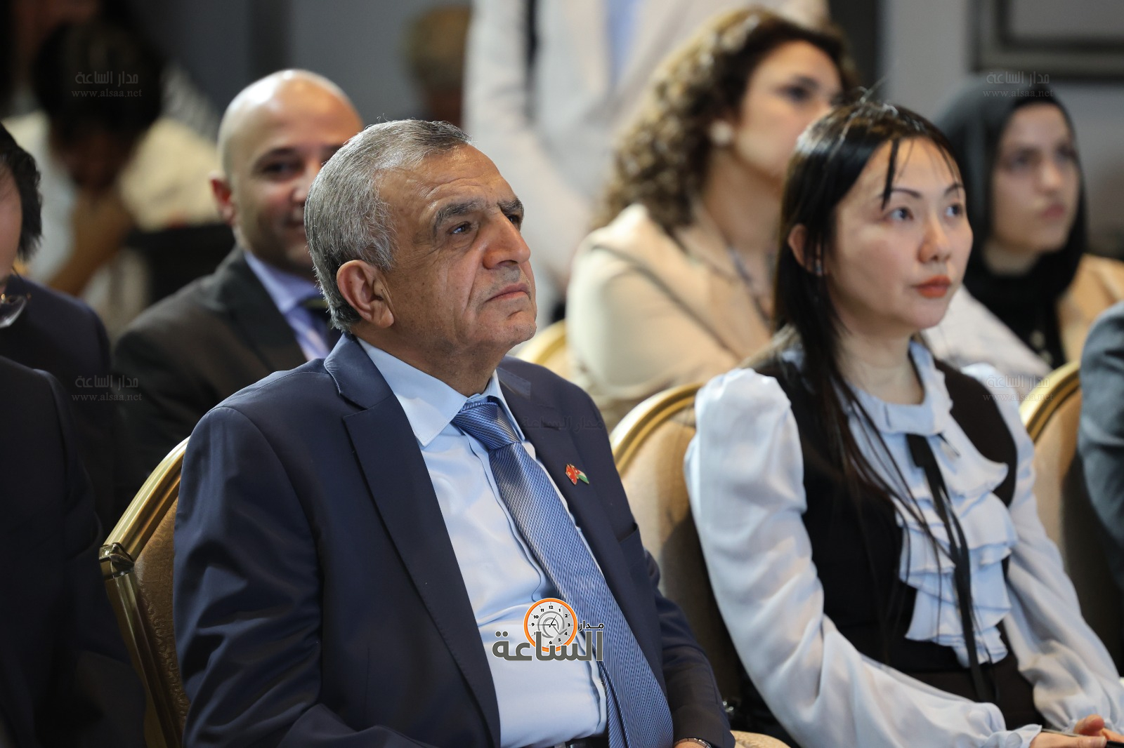 Madar Al-Saa Images 0.44862379145253606