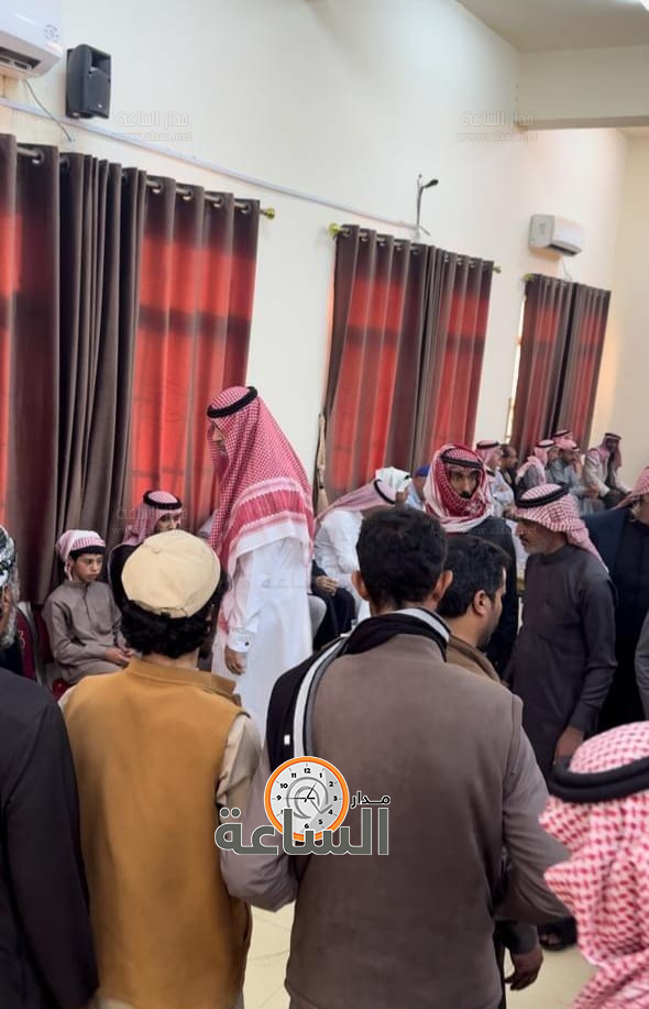 Madar Al-Saa Images 0.4997126352118627