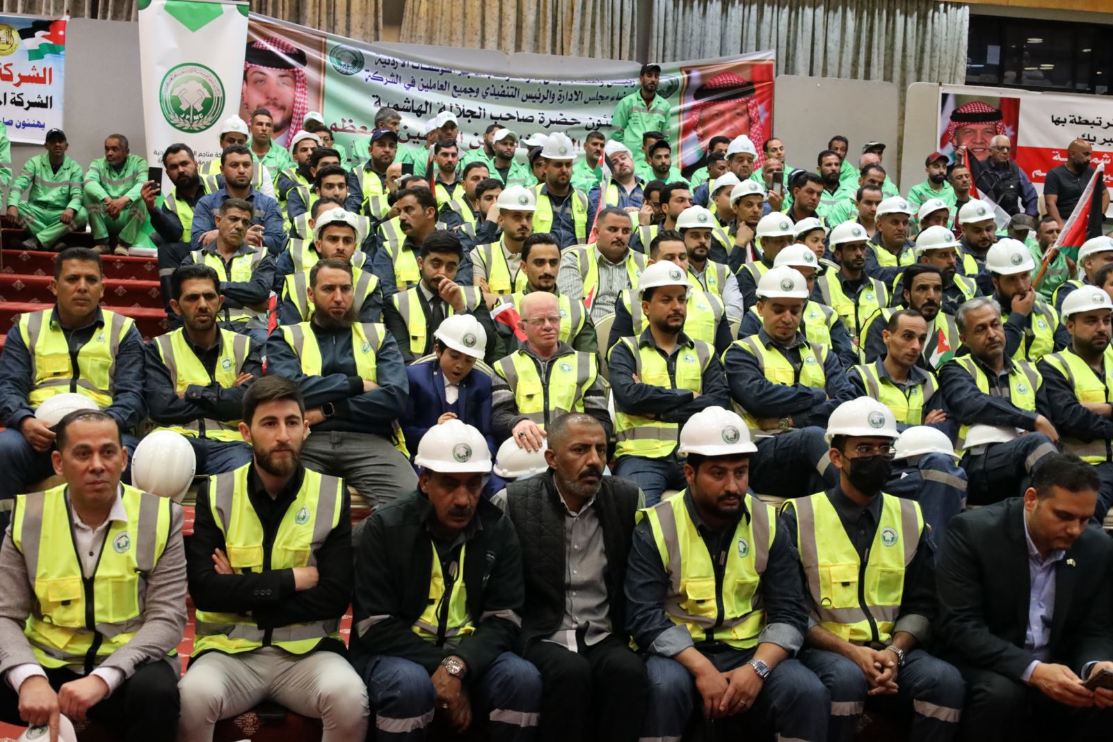 Madar Al-Saa Images 0.659023853250149