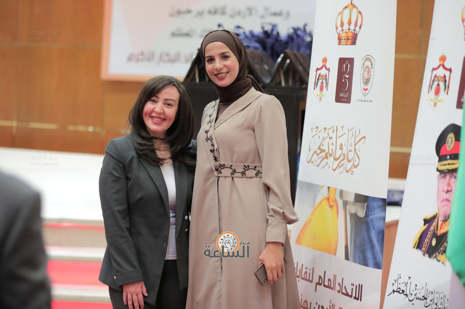 Madar Al-Saa Images 0.1571864600642482