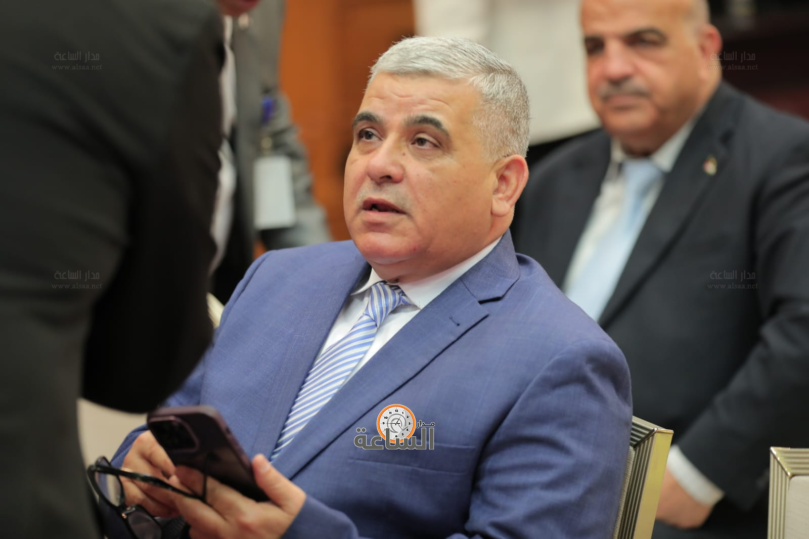 Madar Al-Saa Images 0.3850832400090466