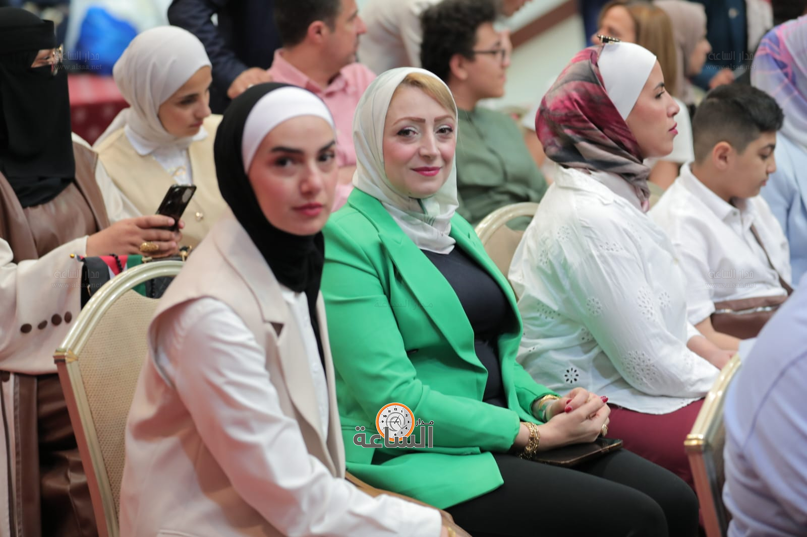 Madar Al-Saa Images 0.34462976520125255