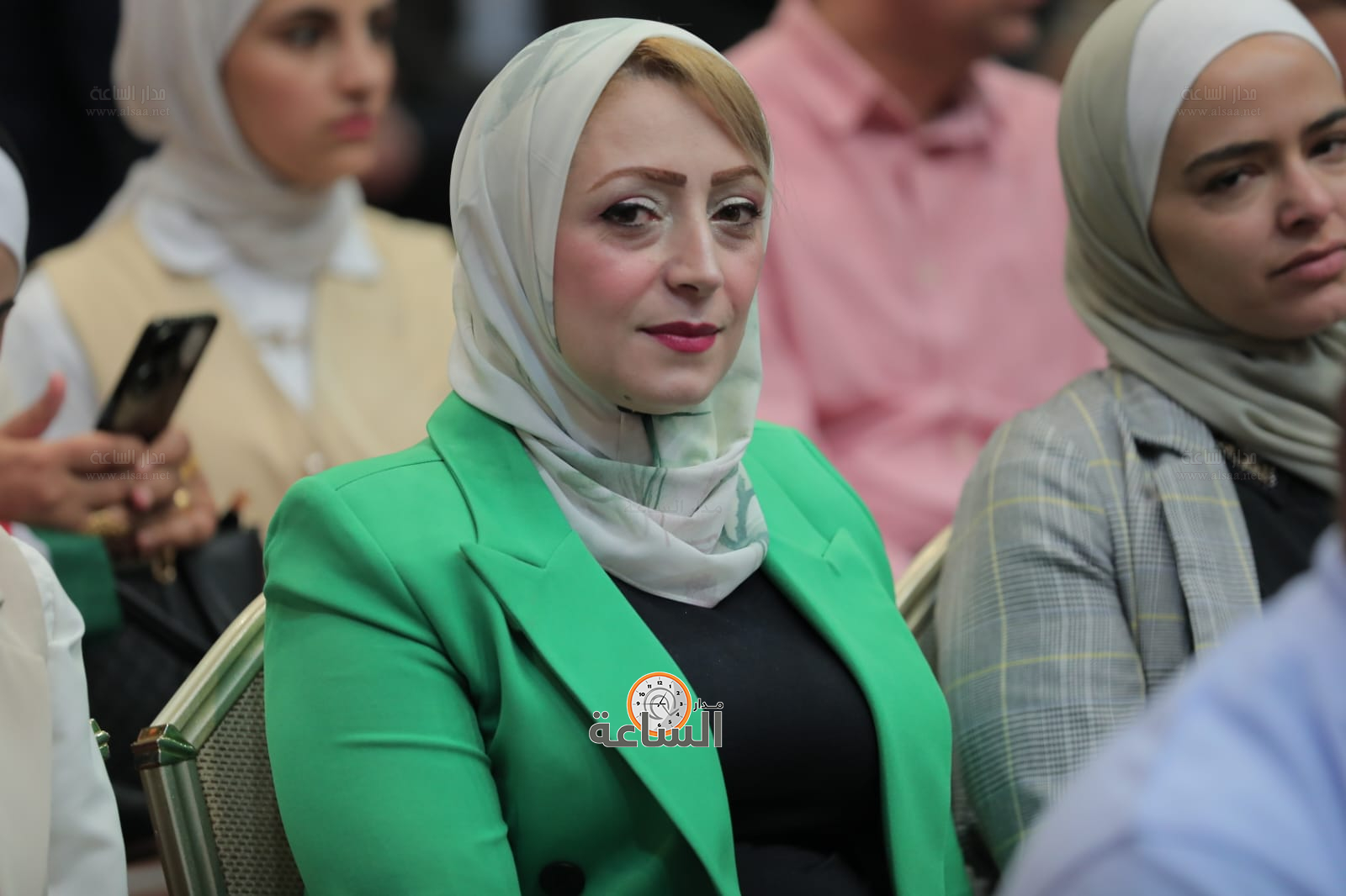 Madar Al-Saa Images 0.8256068641382885