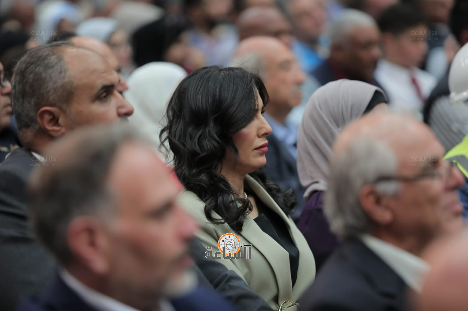 Madar Al-Saa Images 0.3929391787324892