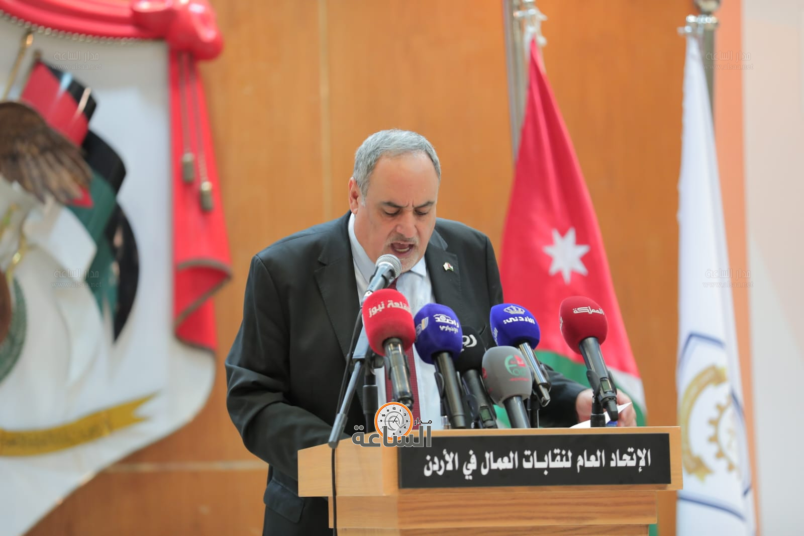 Madar Al-Saa Images 0.2709185056890522