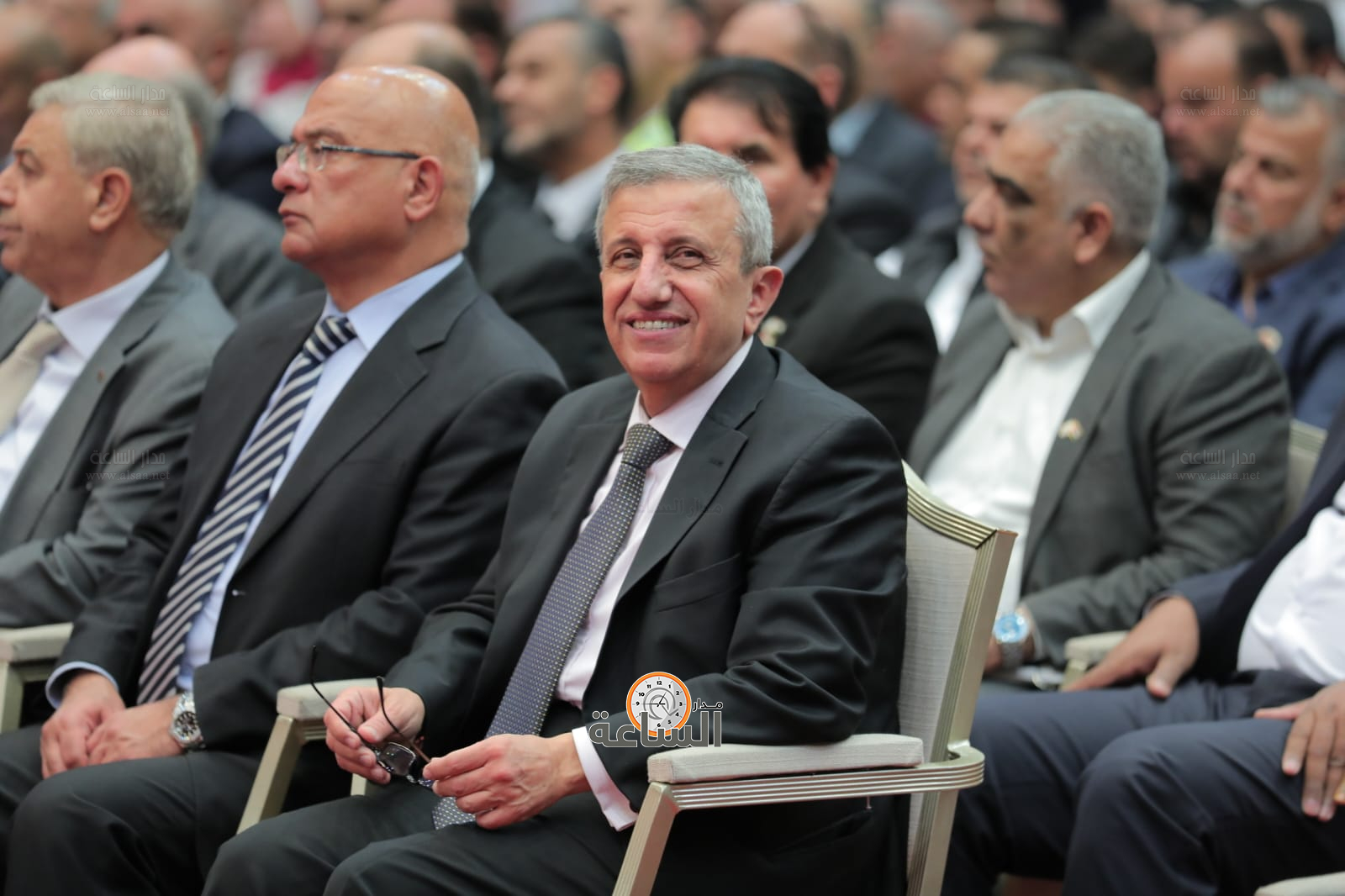 Madar Al-Saa Images 0.2790116380040386