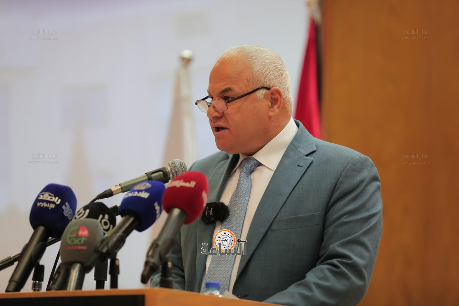 Madar Al-Saa Images 0.9155037118101759