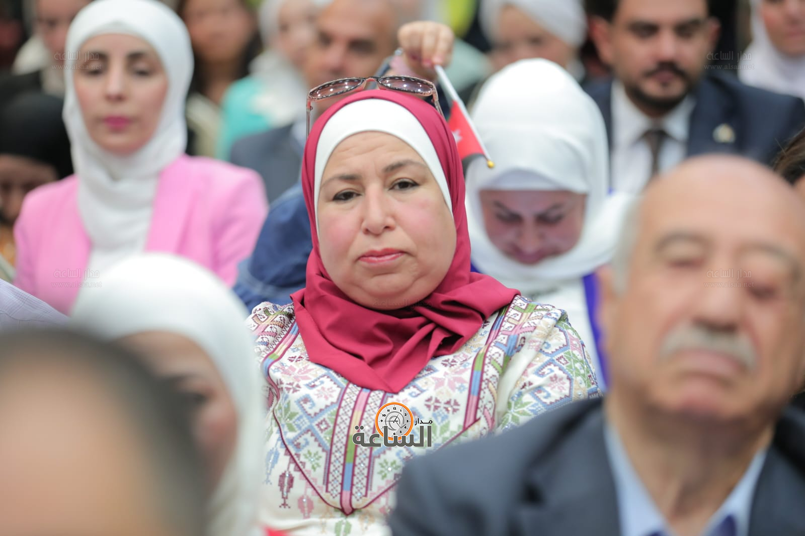 Madar Al-Saa Images 0.4444209180557145