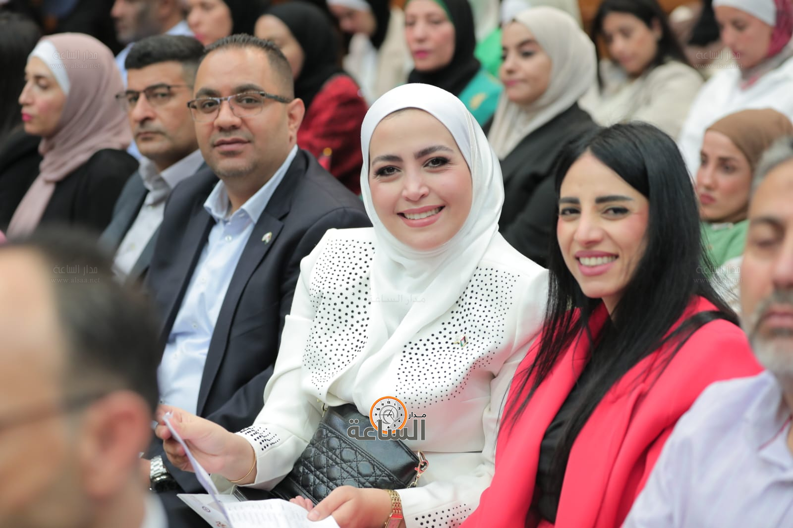 Madar Al-Saa Images 0.8838027981240353