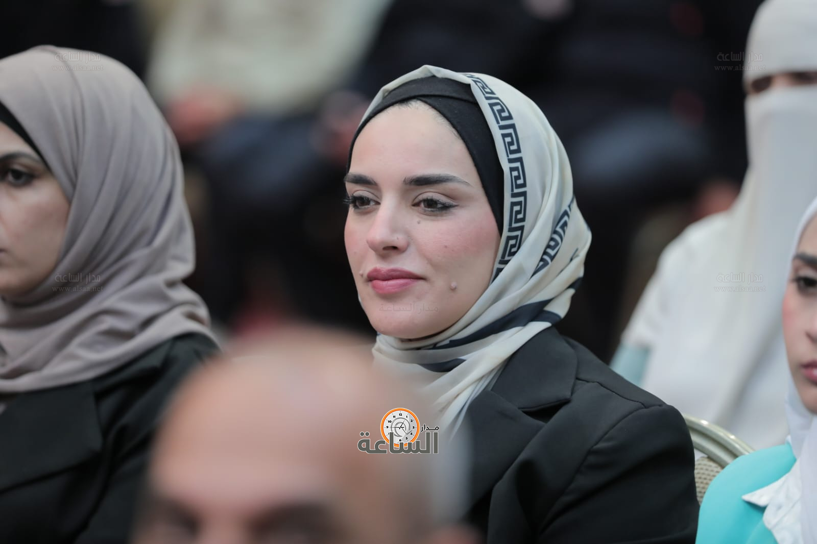 Madar Al-Saa Images 0.35469770854719007